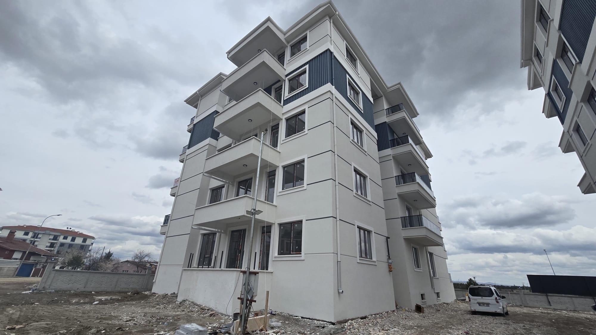 ALİ İHSAN PAŞA MAHALLESİNDE ULTRA LÜX 3+1 SIFIR DAİRELER