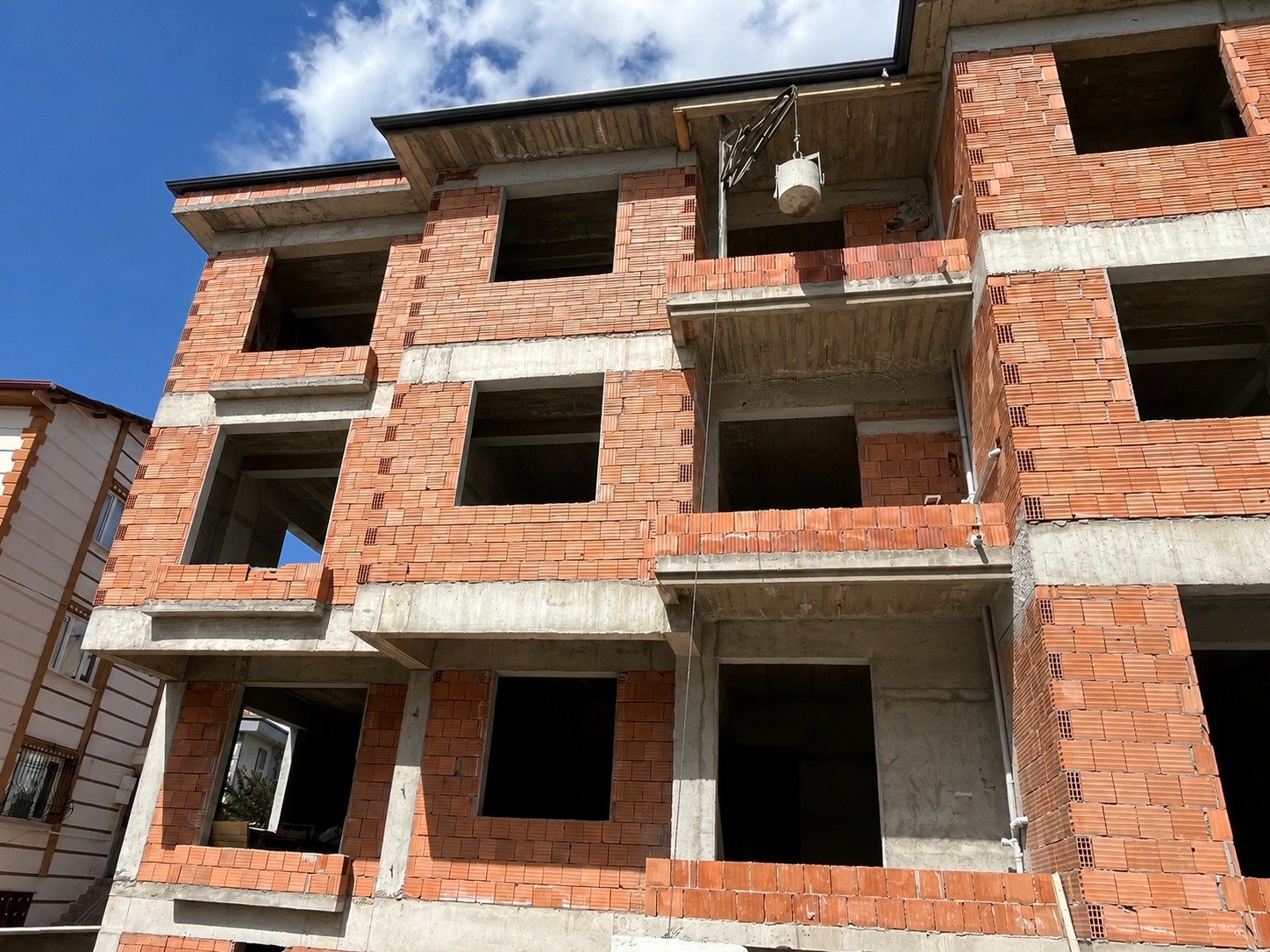 TURKUAZ EMLAKTAN KANLICA MAHALLESİNDE 2+1 SATILIK DAİRE ​
