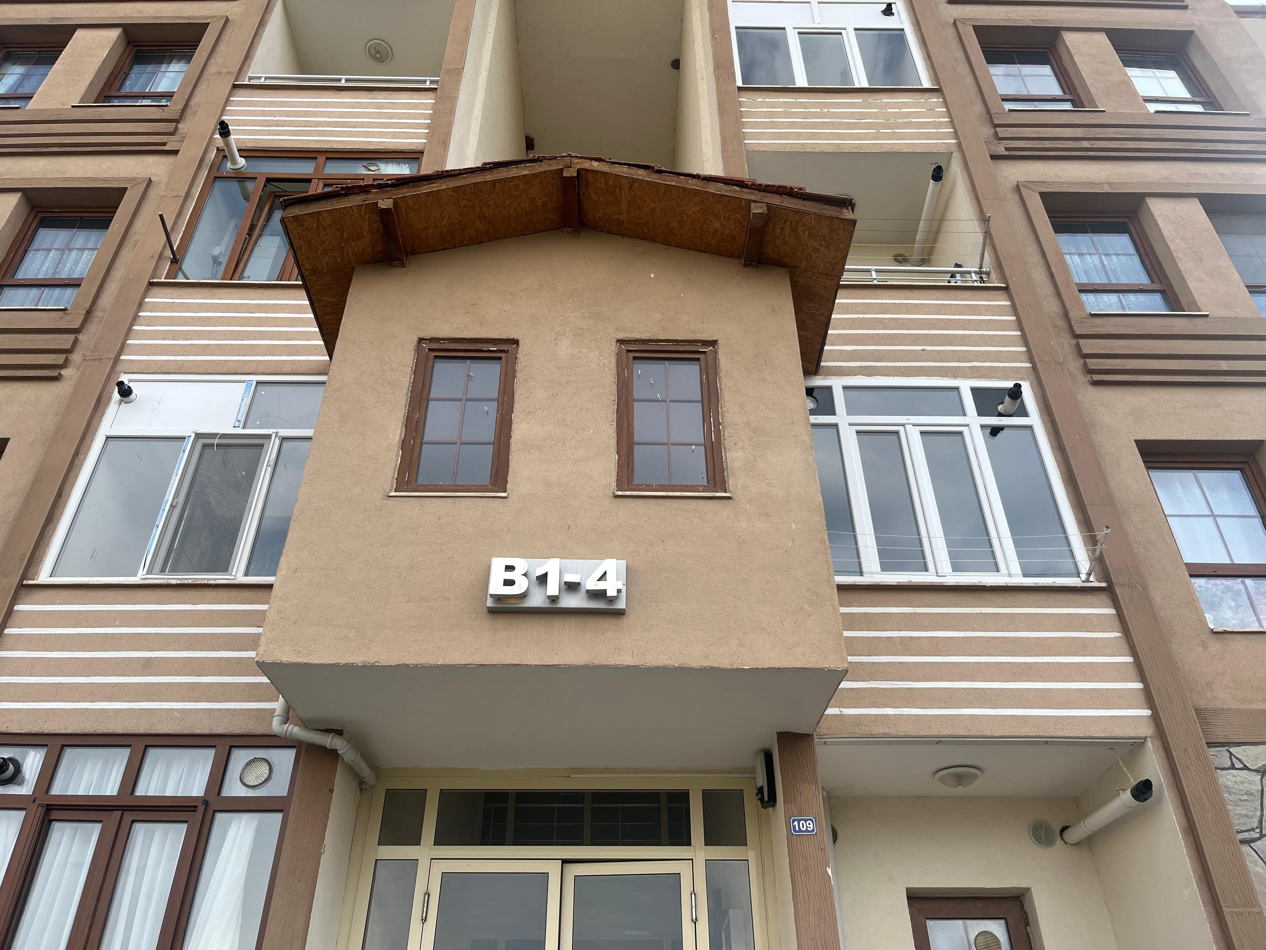 TURKUAZ EMLAKTAN ŞUHUT TOKİLERDE KİRALIK 2+1 DAİRE